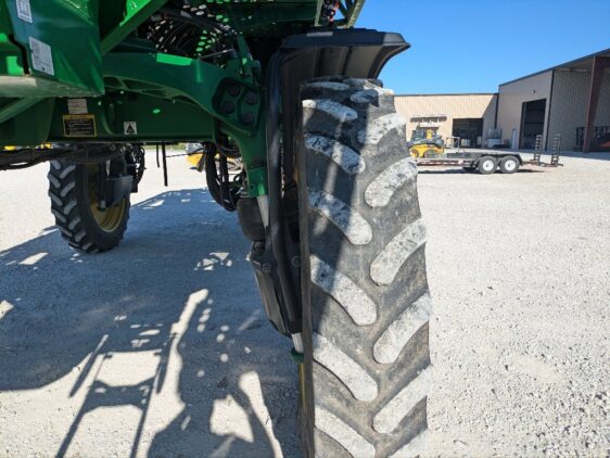 2019 John Deere R4038 - Image 33