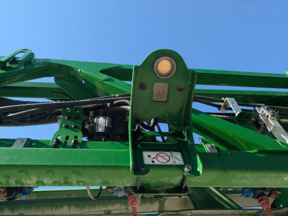 2019 John Deere R4038 - Image 24