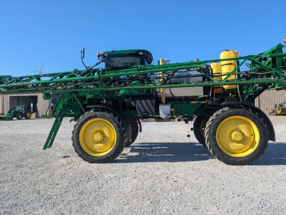 2019 John Deere R4038 - Image 7