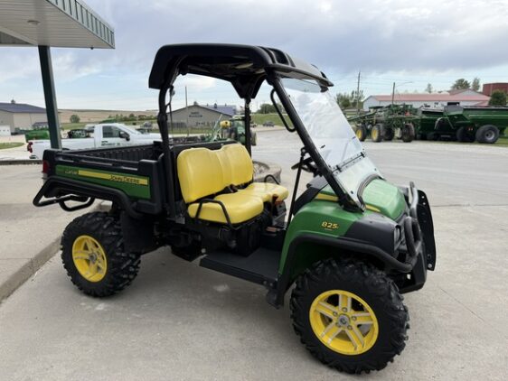 2012 John Deere XUV 825I GREEN
