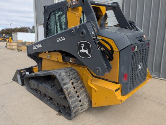 2022 John Deere 333G - Image 3