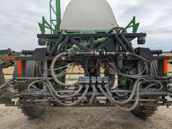 2004 John Deere 4710 - Image 18