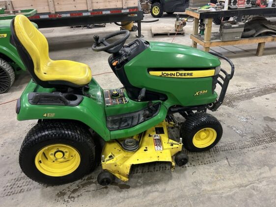 2011 John Deere X534