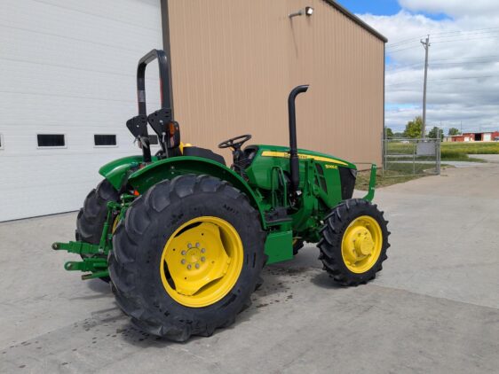 2022 John Deere 5065E - Image 2