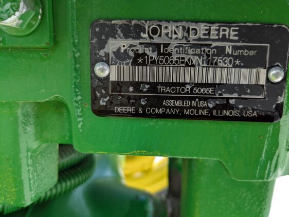 2022 John Deere 5065E - Image 18