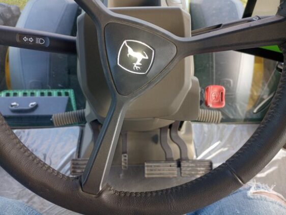 2024 John Deere 8R 410 - Image 12