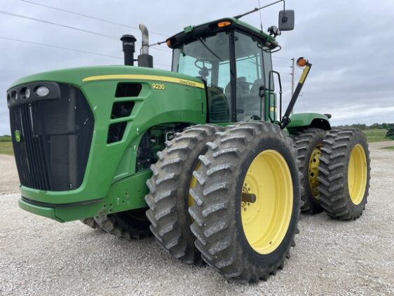 2008 John Deere 9230 - Image 2
