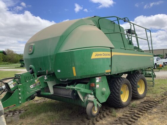 2022 John Deere L341