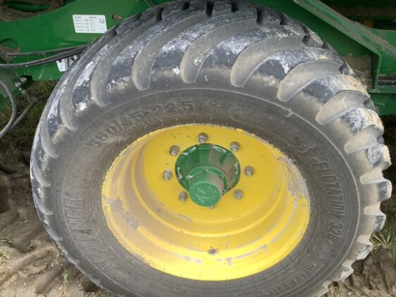 2022 John Deere L341 - Image 9