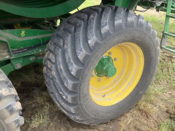 2022 John Deere L341 - Image 10
