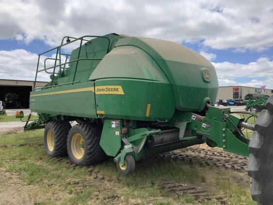 2022 John Deere L341 - Image 2