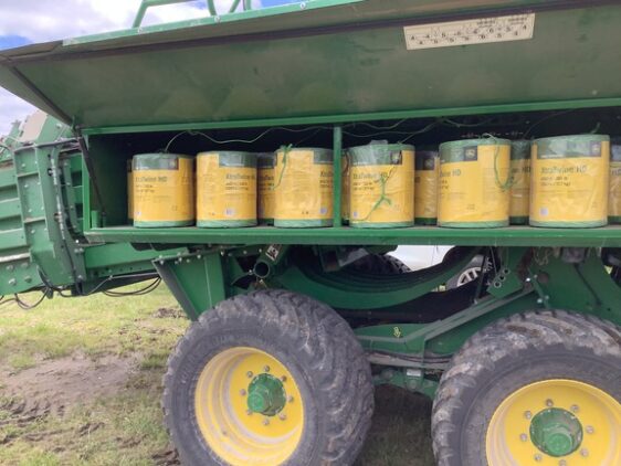 2022 John Deere L341 - Image 17