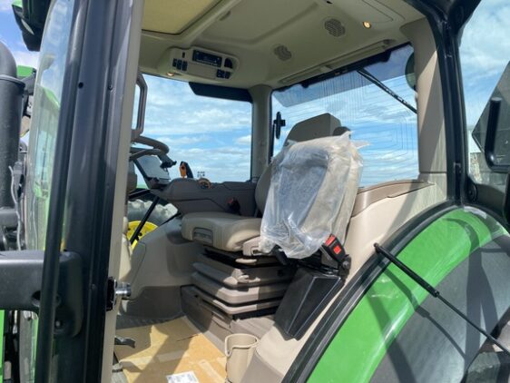 2024 John Deere 6R 140 - Image 12