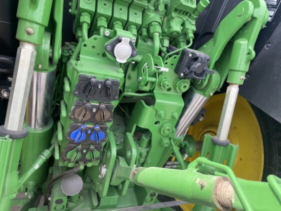 2024 John Deere 6R 140 - Image 15