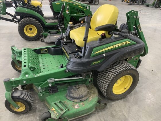 2017 John Deere Z930R