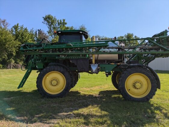 2019 John Deere R4038