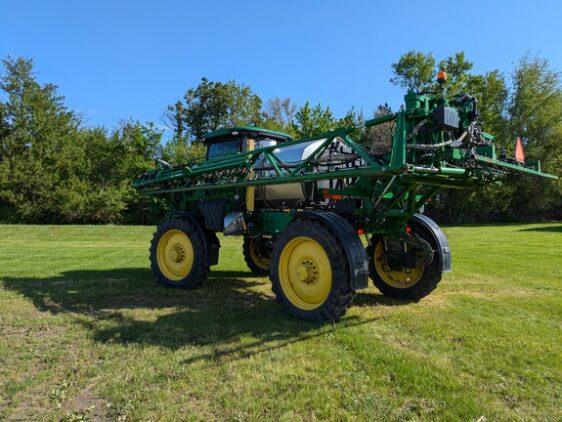 2019 John Deere R4038 - Image 2