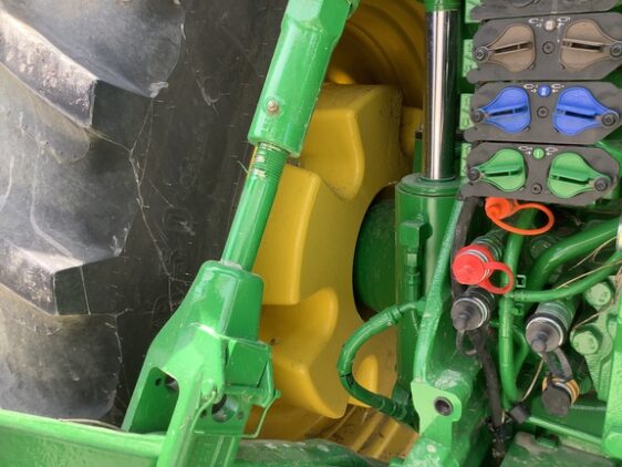2024 John Deere 8R 410 - Image 31