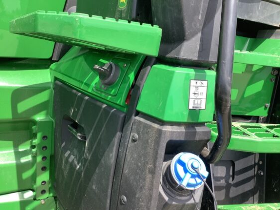 2024 John Deere 8R 410 - Image 33