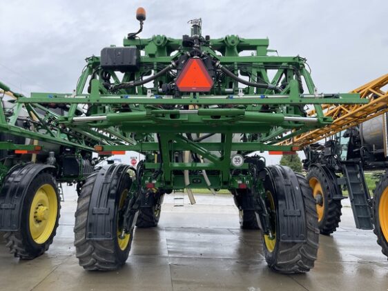 2021 John Deere R4044 - Image 5