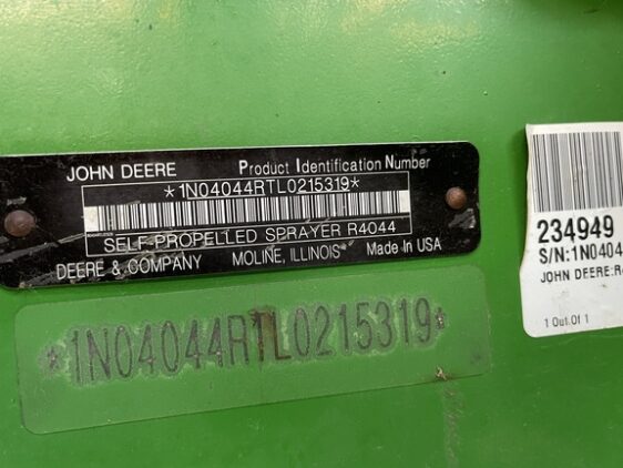 2021 John Deere R4044 - Image 17