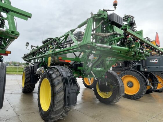 2021 John Deere R4044 - Image 7