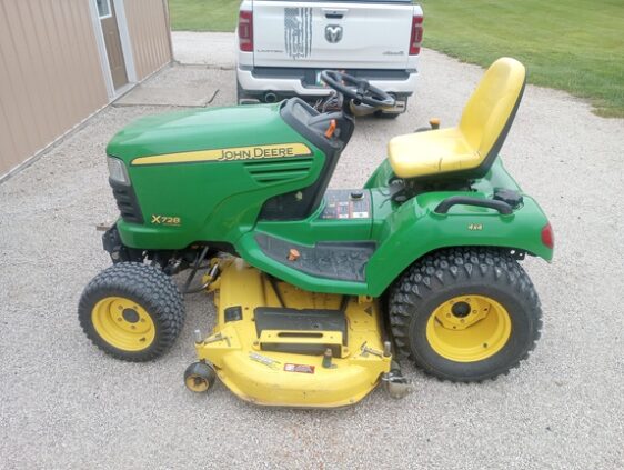 2008 John Deere X728 - Image 2