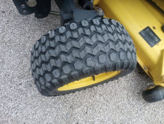 2008 John Deere X728 - Image 17
