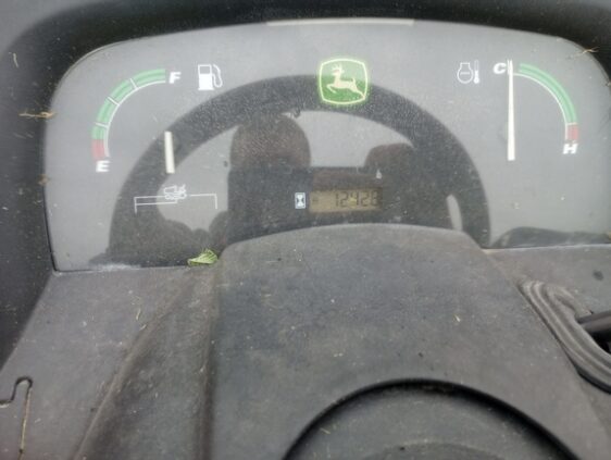 2008 John Deere X728 - Image 26