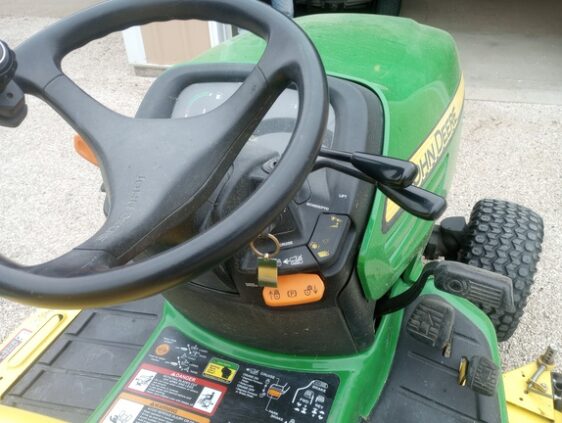 2008 John Deere X728 - Image 11