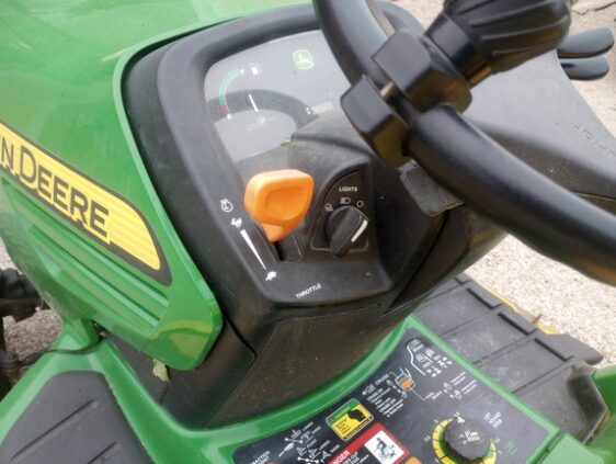 2008 John Deere X728 - Image 10