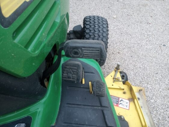 2008 John Deere X728 - Image 12
