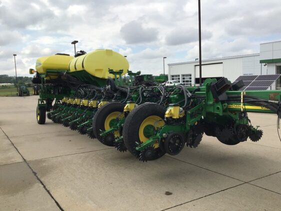 2009 John Deere 1770NT CCS - Image 3