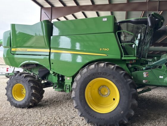 2021 John Deere S790 - Image 2