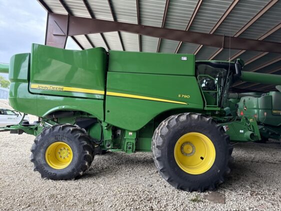 2021 John Deere S790 - Image 4