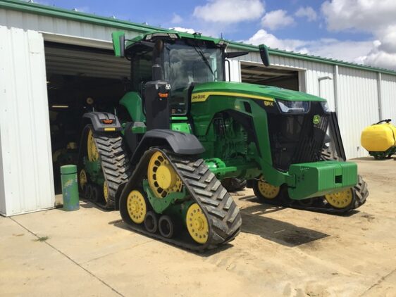 2022 John Deere 8RX 410 - Image 2