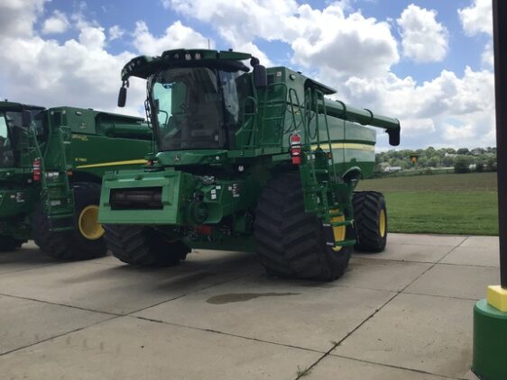 2022 John Deere S780 Hillco - Image 18