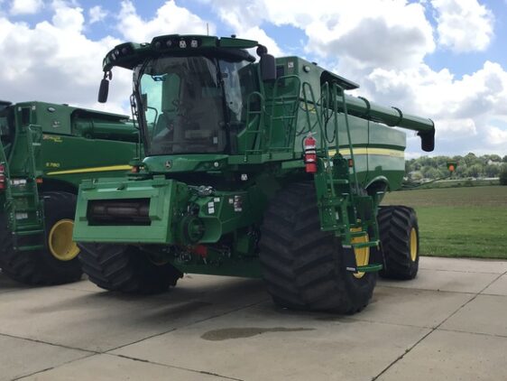 2022 John Deere S780 Hillco