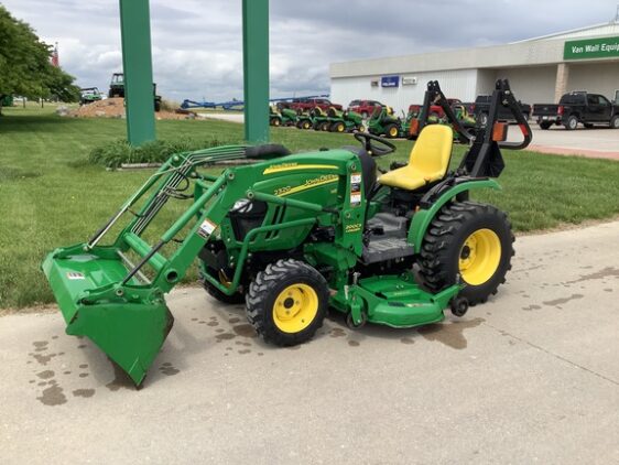 2007 John Deere 2320 - Image 7