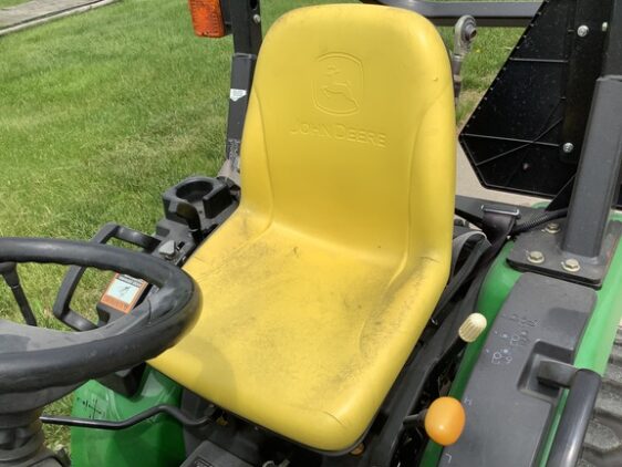 2007 John Deere 2320 - Image 17