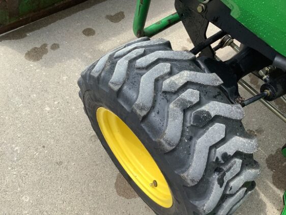 2007 John Deere 2320 - Image 18