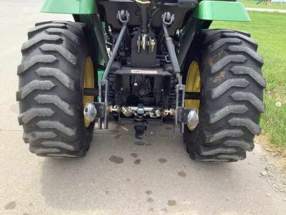 2007 John Deere 2320 - Image 20