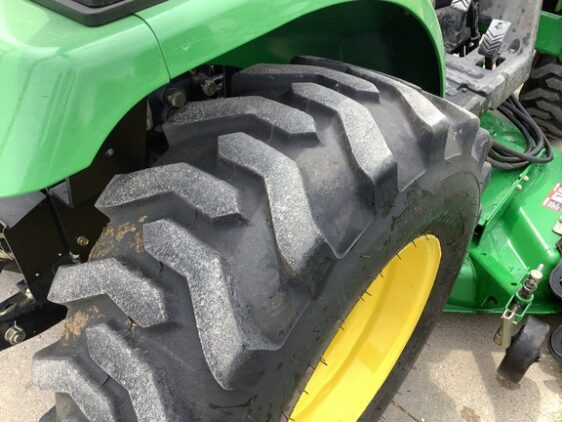 2007 John Deere 2320 - Image 21