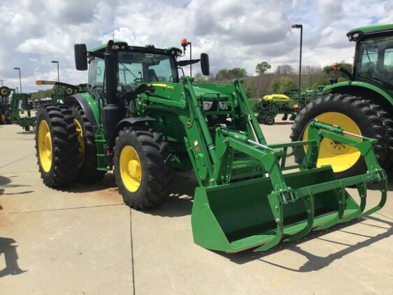 2023 John Deere 6R 155