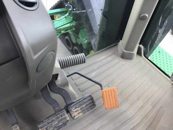 2022 John Deere 8RX 410 - Image 4