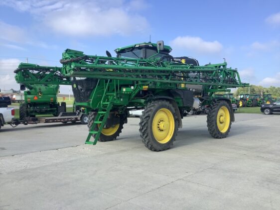 2024 John Deere 412R