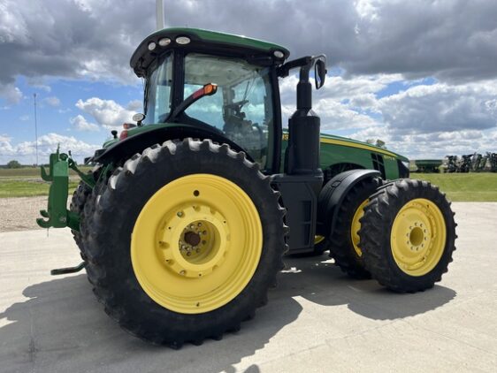 2016 John Deere 8370R - Image 10