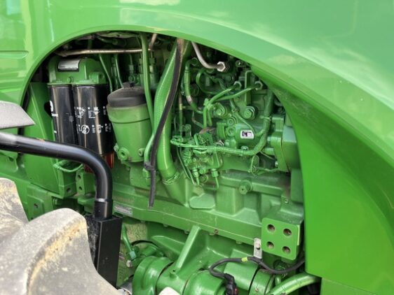2016 John Deere 8370R - Image 14