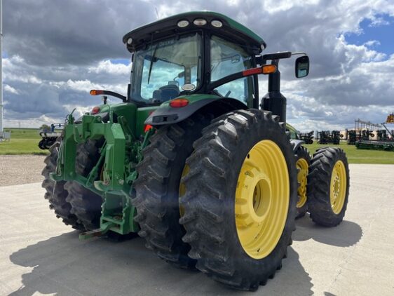 2016 John Deere 8370R - Image 11