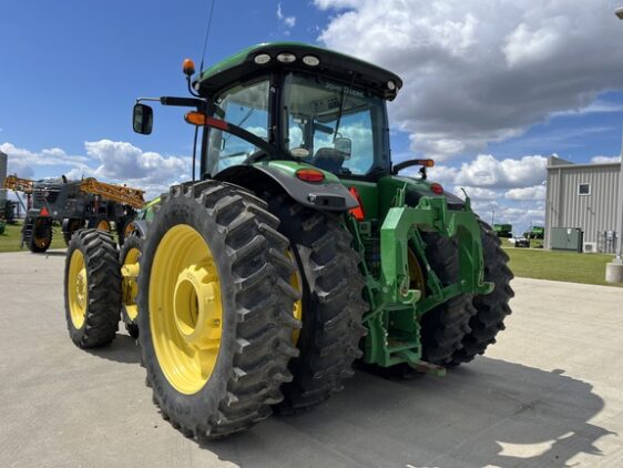 2016 John Deere 8370R - Image 4